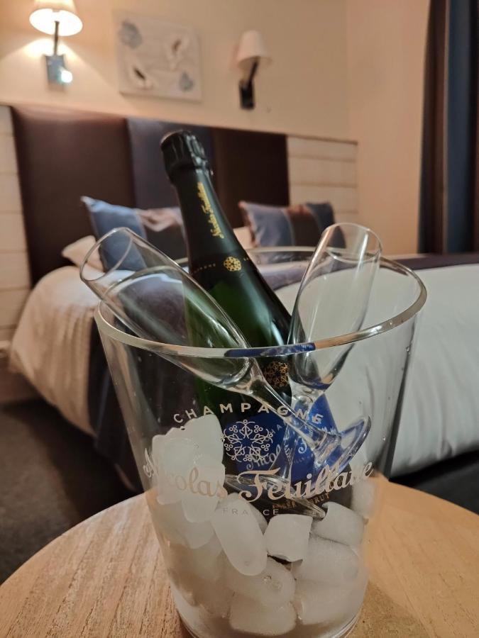 Hotel Spa & Restaurant O Pervenches Chambéry Zewnętrze zdjęcie